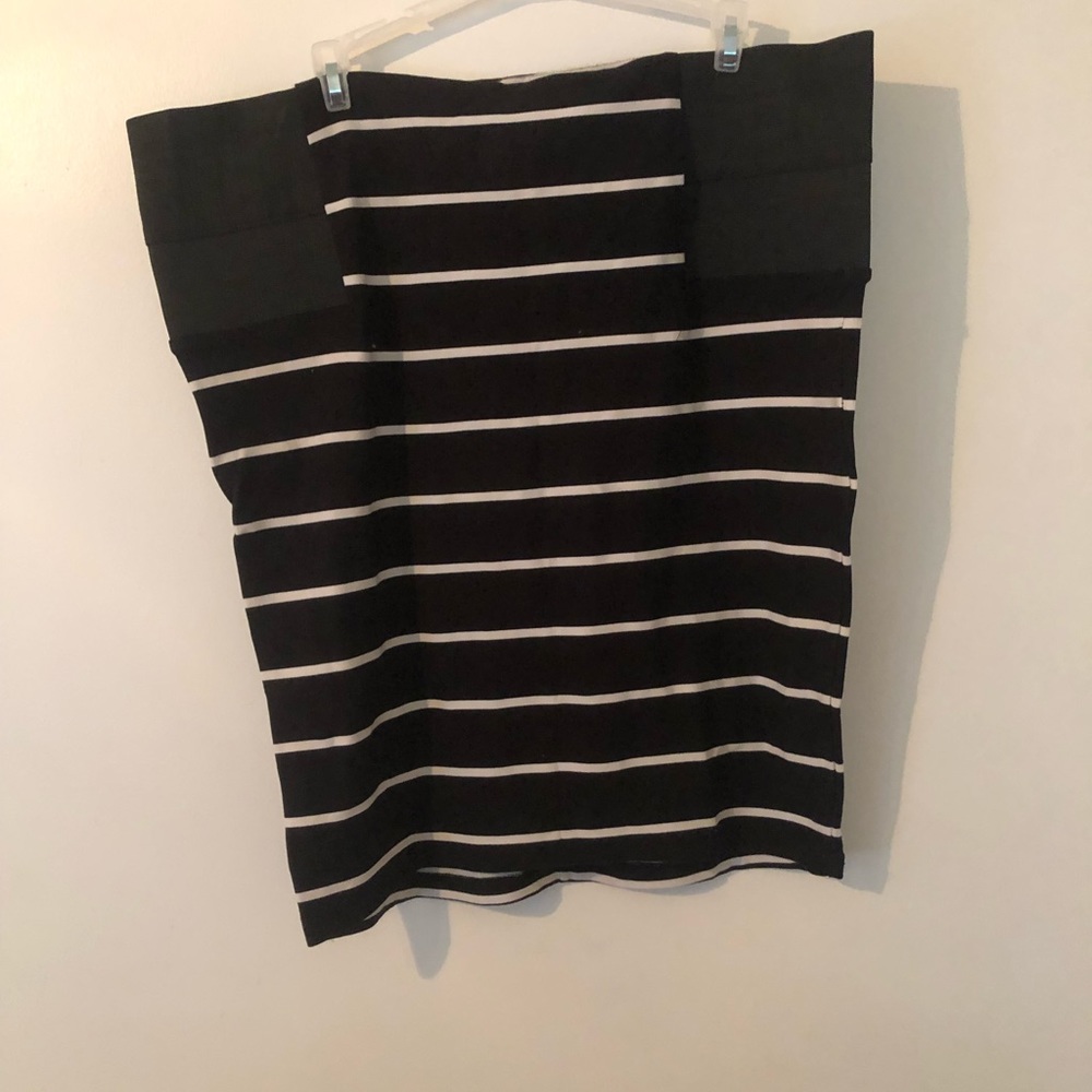 Torrid mini skirt size 3